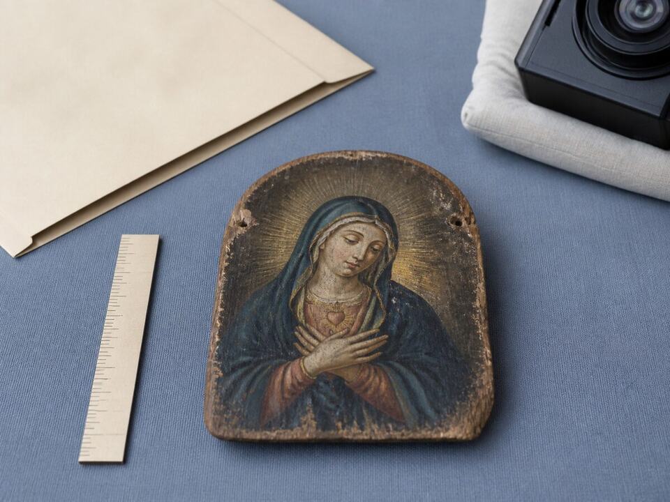 Buying antique Catholic devotional objects: a related devotional object